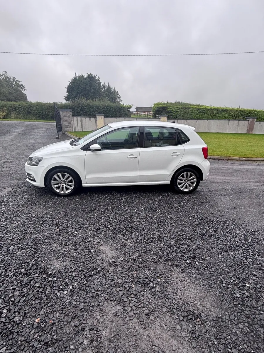 Volkswagen Polo 2017 - Image 1