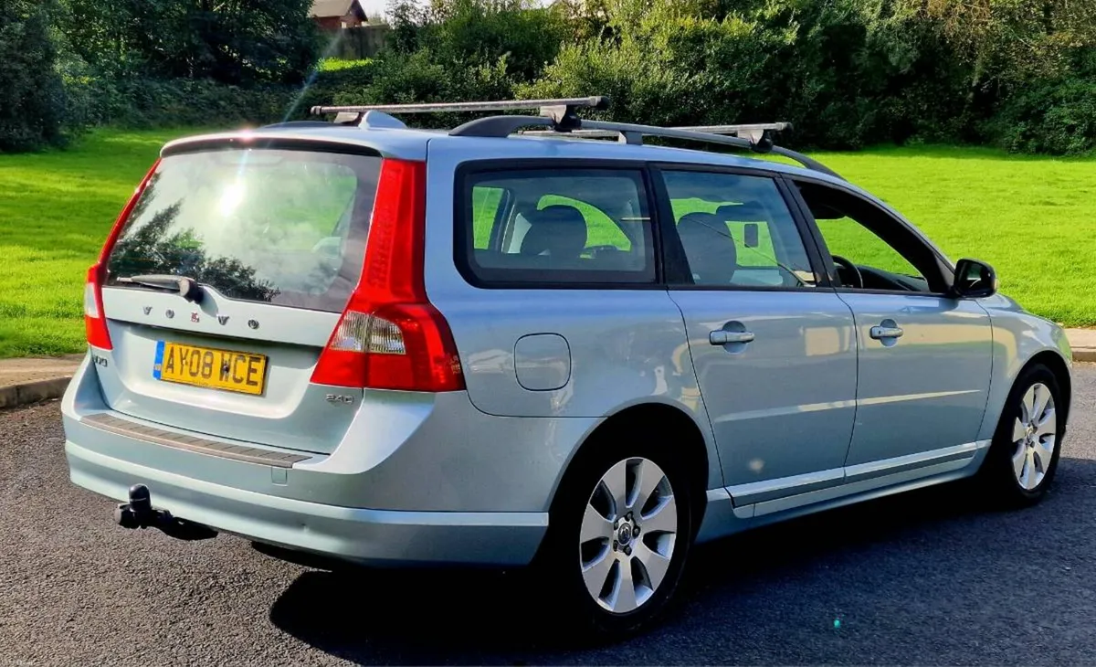 Volvo V70 2008 2.4D ESTATE AUTOMATIC - Image 4