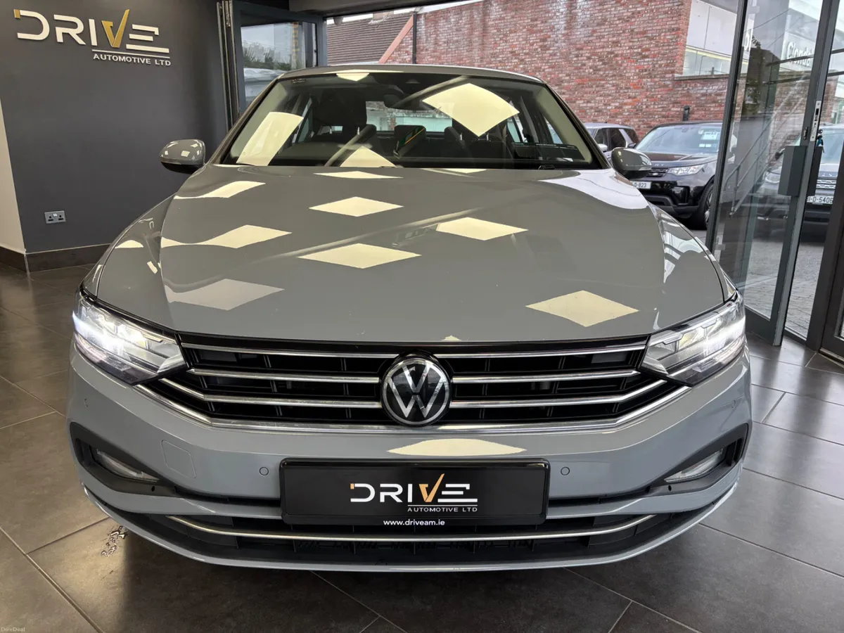 Volkswagen Passat 2.0 TDI Elegance 1 Year Warranty - Image 4