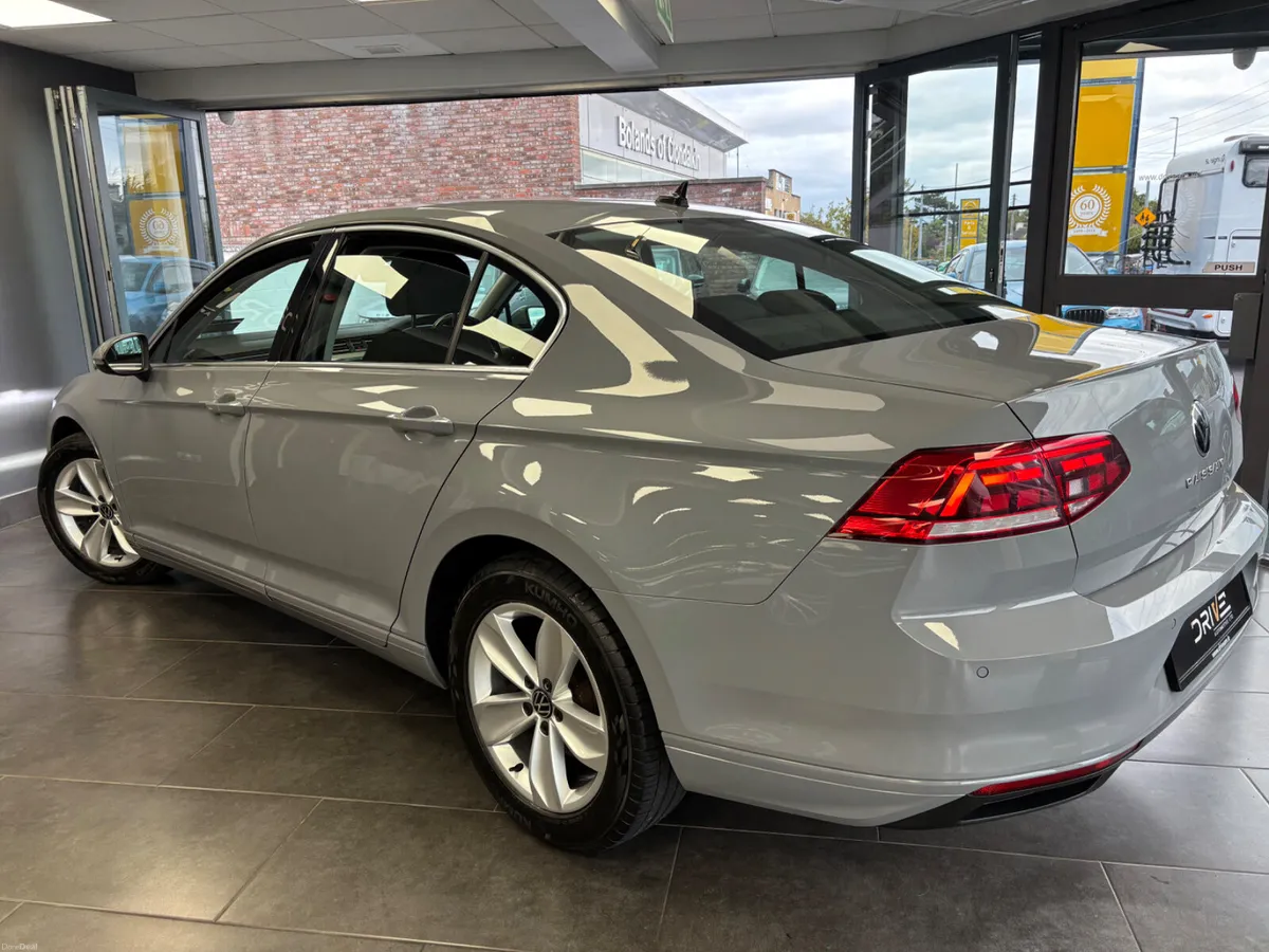Volkswagen Passat 2.0 TDI Elegance 1 Year Warranty - Image 3
