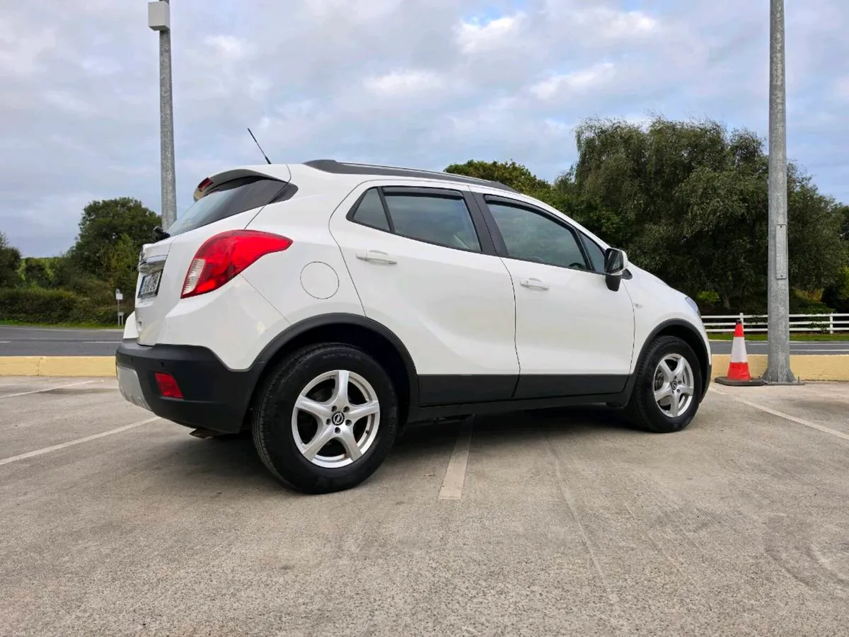 Opel Mokka 1.6 petrol Low mileage - Image 3