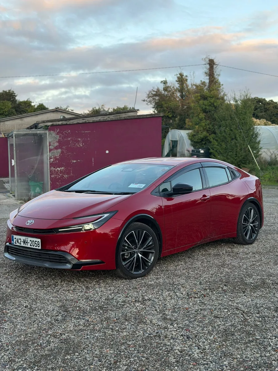 2024 Toyota Prius Z Package 2k Kms - Image 1