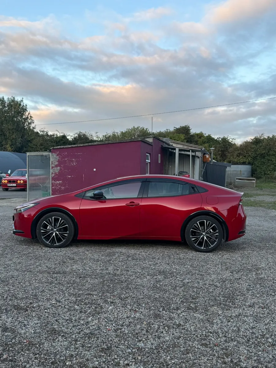 2024 Toyota Prius Z Package 2k Kms - Image 6