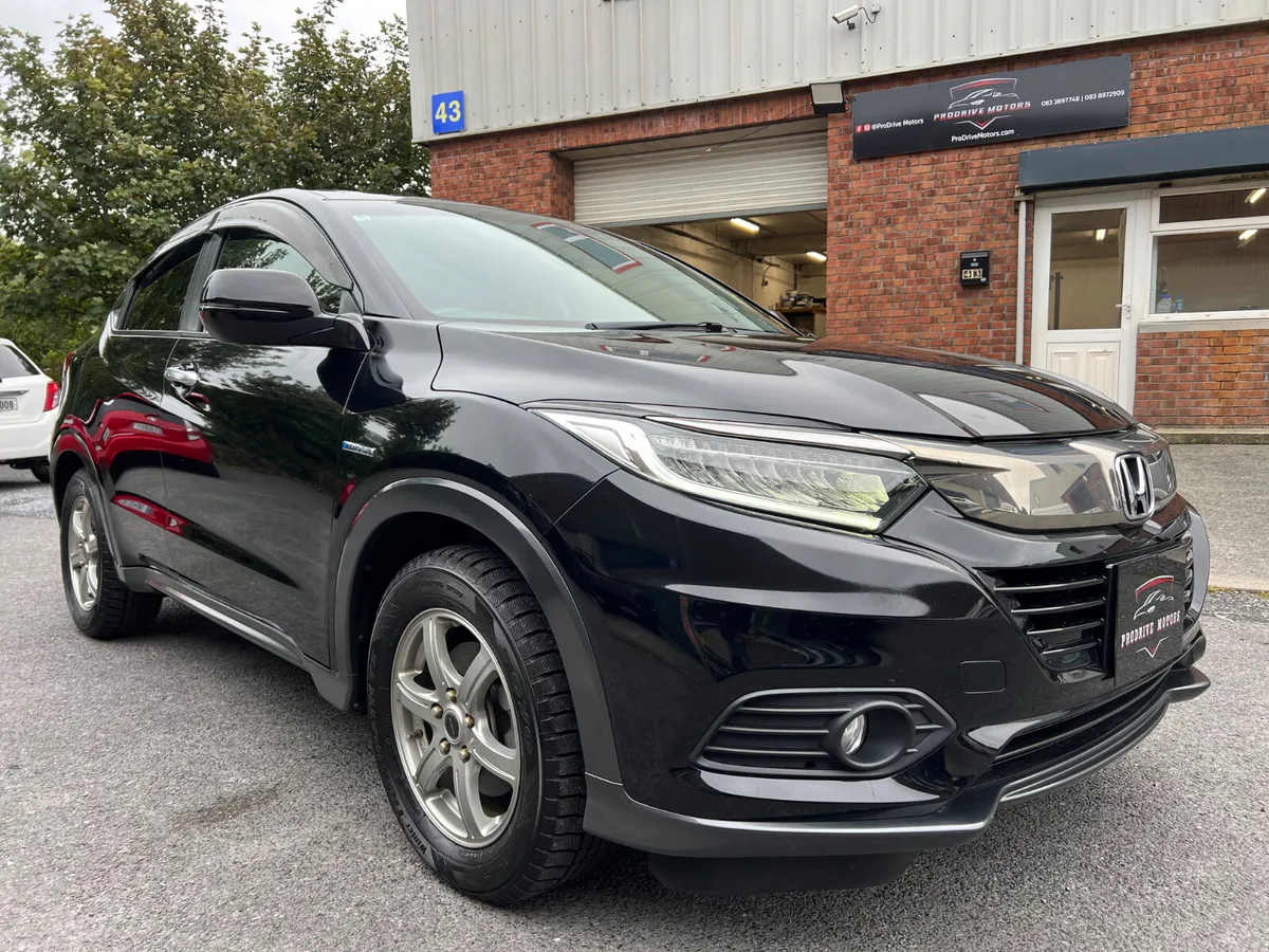 2018 Honda Vezel 1.5L Hybrid - Image 2