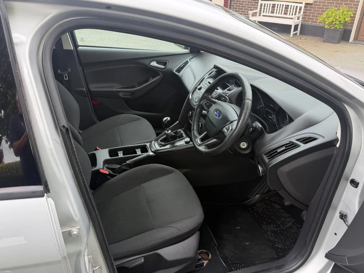 Ford Focus 2017 - Image 5