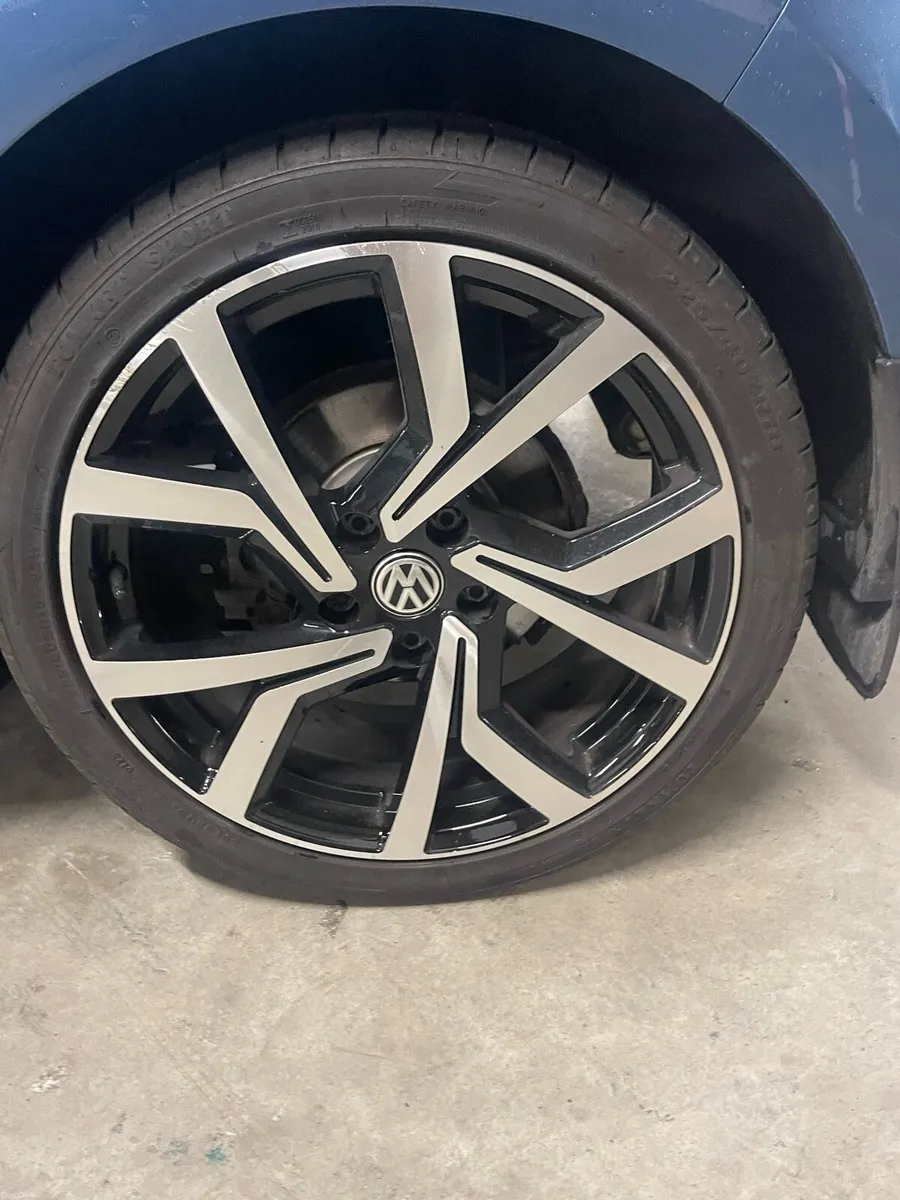 Volkswagon golf 1.4tsi - Image 5