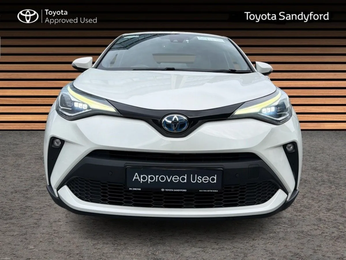 Toyota C-HR HYBRID SOL TOP SPEC // HEATED LEATHER - Image 5