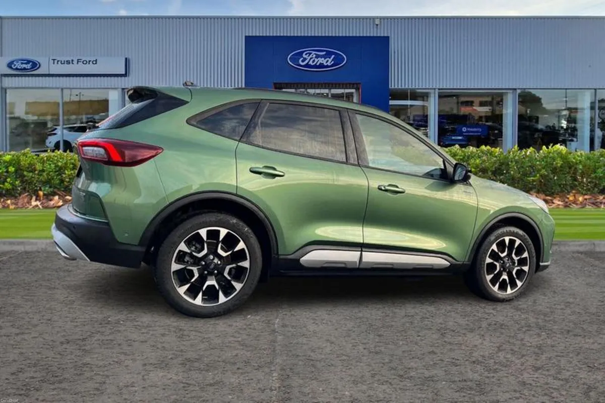 Ford Kuga 2.5 PHEV Active 5dr CVT- Panoramic Sunro - Image 3