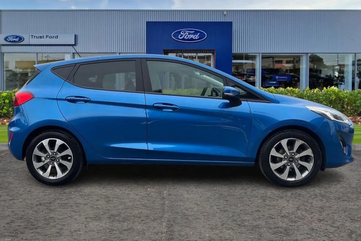 Ford Fiesta 1.0 EcoBoost 95 Trend 5dr - Image 3