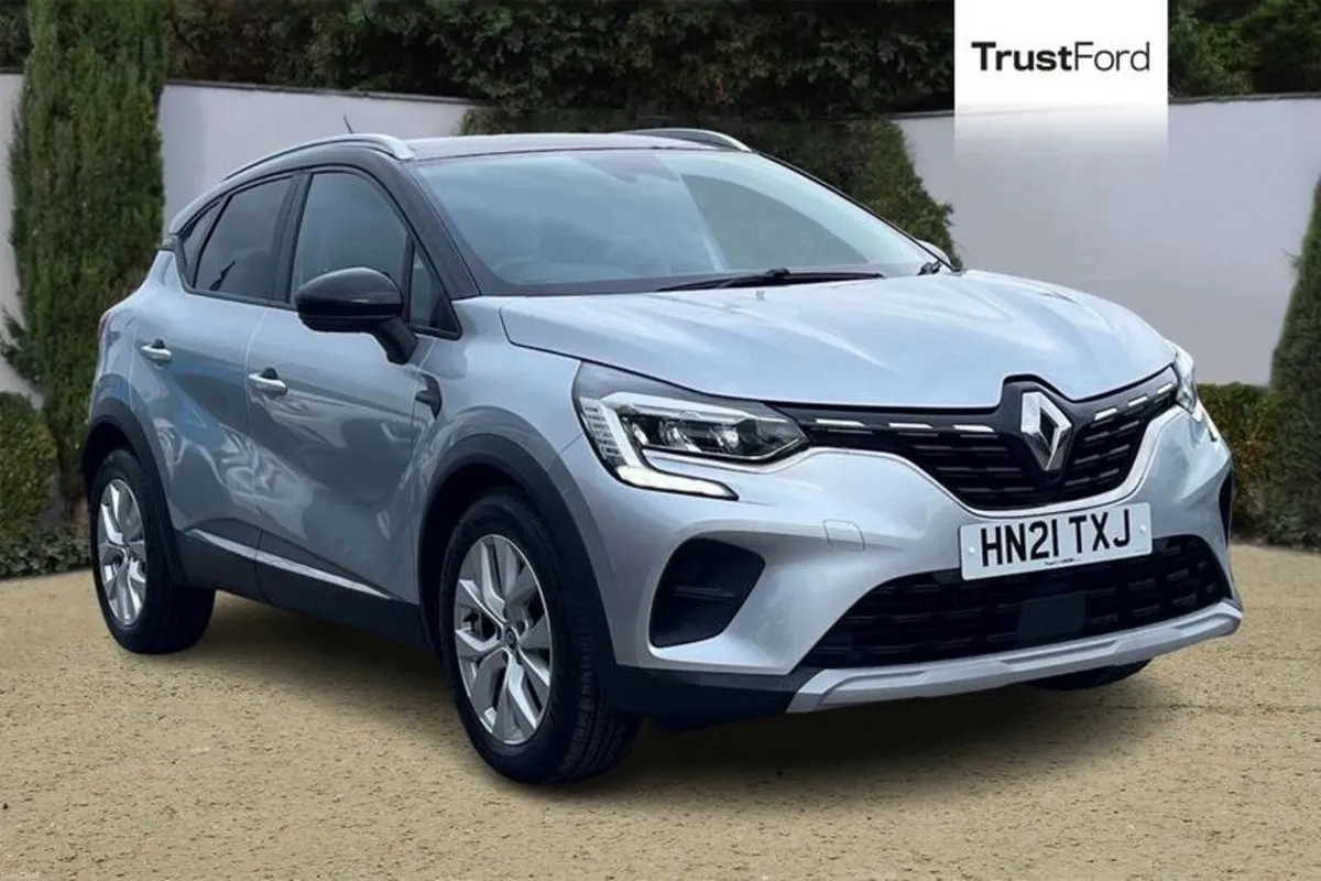 Renault Captur 1.0 TCE 90 Iconic 5dr **CRUISE CONT - Image 1