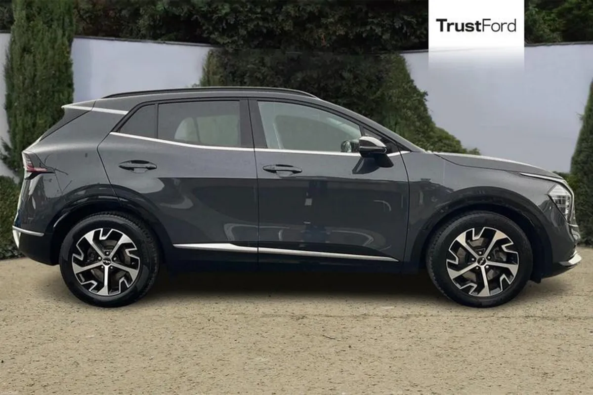Kia Sportage 1.6 CRDi 134 48V ISG 4 5dr DCT AWD - Image 3