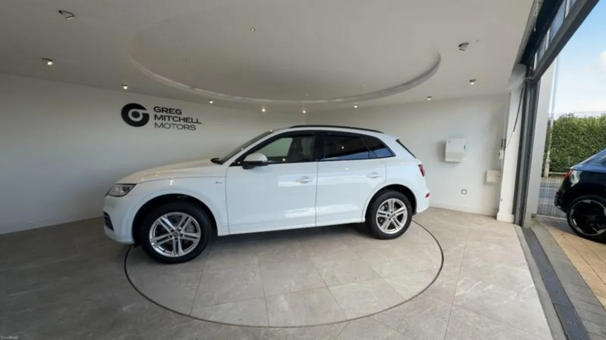 Audi Q5 40 TDI Quattro S Line 5dr S Tronic - Image 4