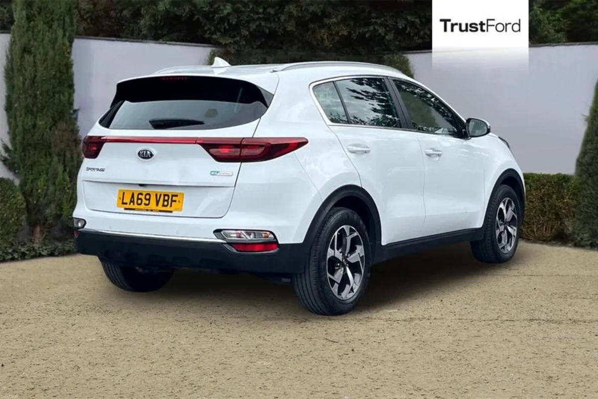 Kia Sportage 1.6 CRDi EcoDynamics+ 2 SUV 5dr Diese - Image 4