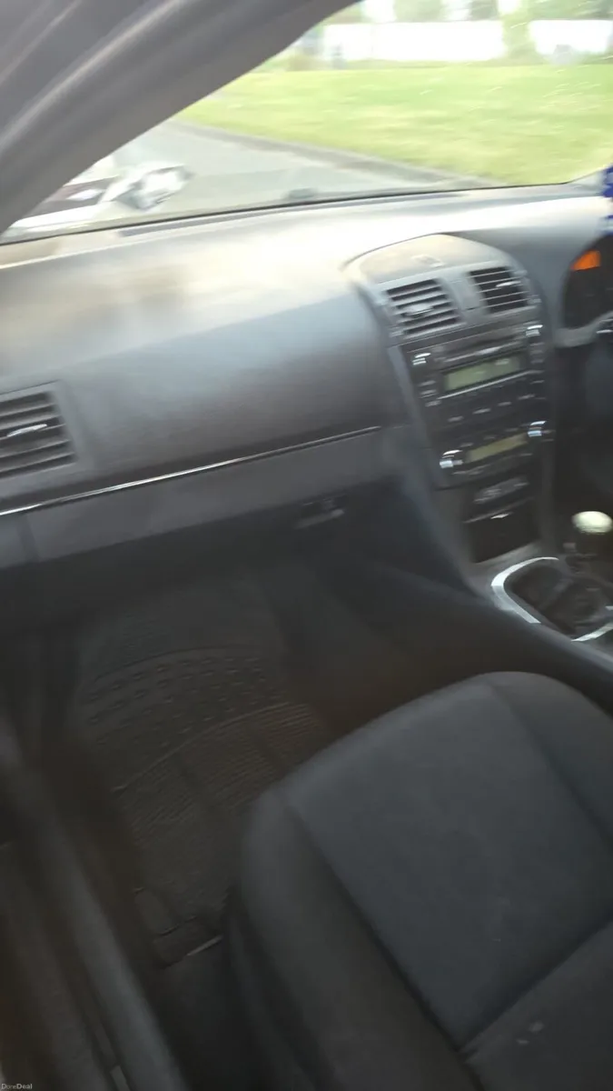 Toyota Avensis - Image 6