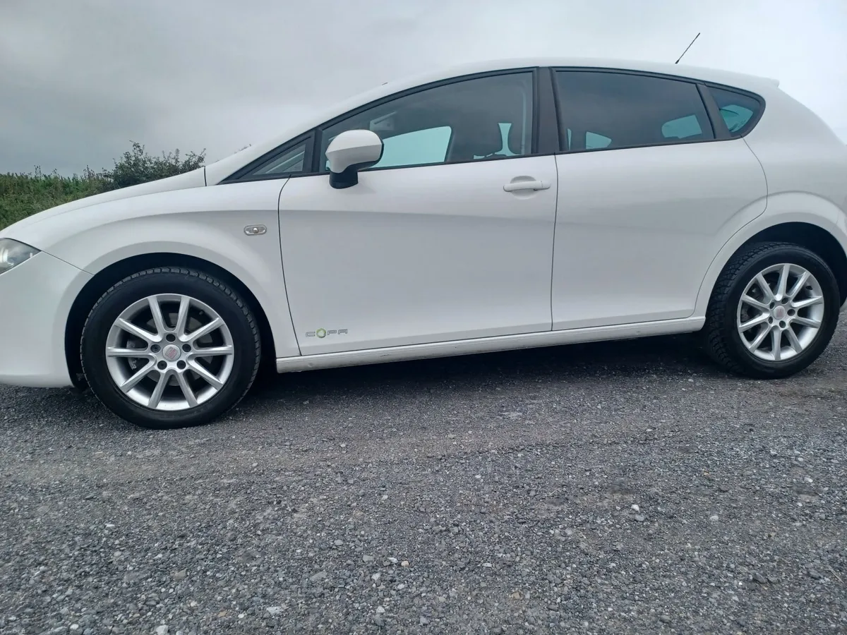 SEAT Leon 2011 - Image 3