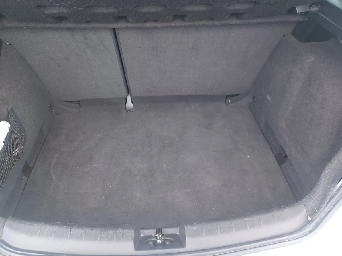 SEAT Leon 2011 - Image 6