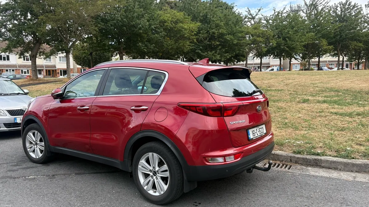 161 Kia Sportage New NCT (9/27) Diesel 1.7 - Image 3
