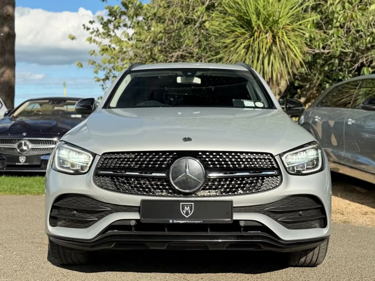 Mercedes-Benz GLC 220d AMG Sport Night Edition - Image 2