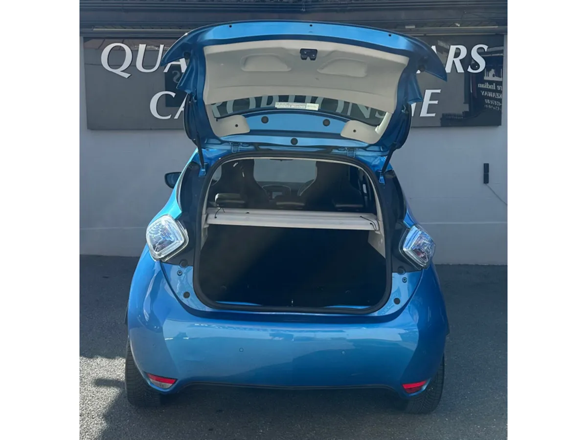 Renault Zoe SIGNATURE NAV R110 Z.E 40 4DR - Image 6