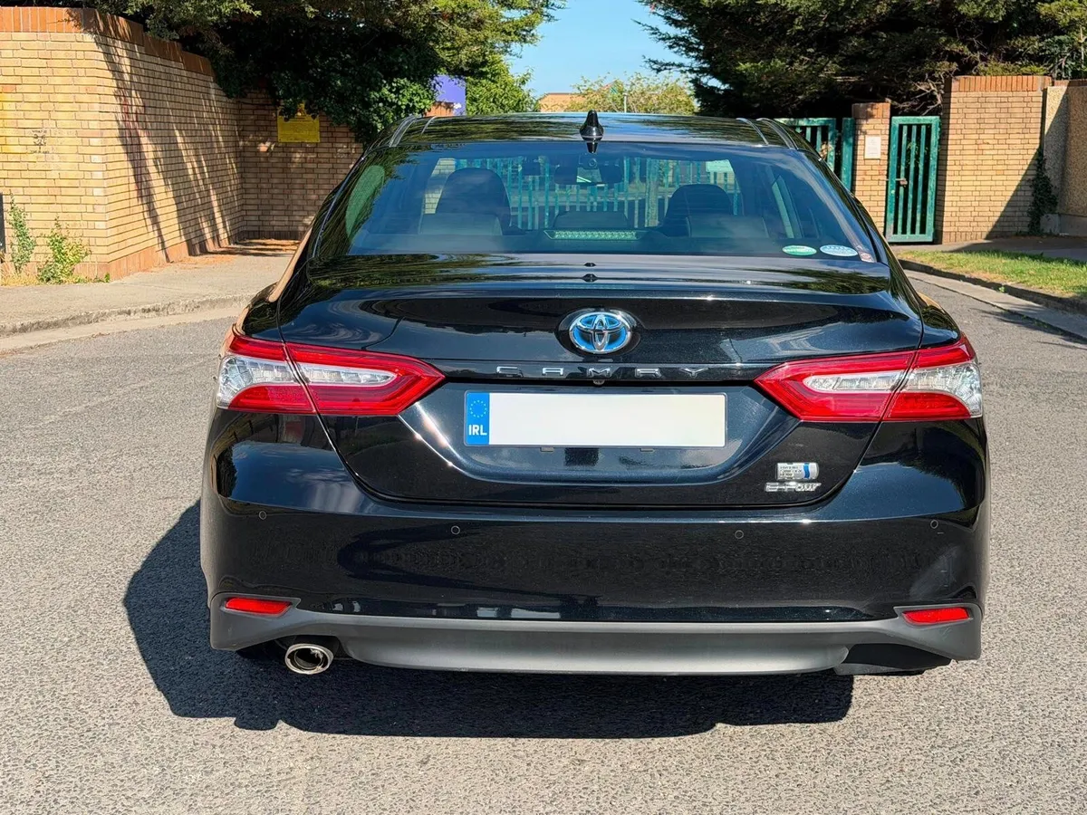 Toyota Camry 2021—Taxi plate available seperately - Image 4