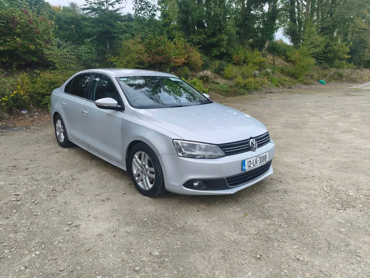 12 VW JETTA 1.6TDI FRESH NCT - Image 3