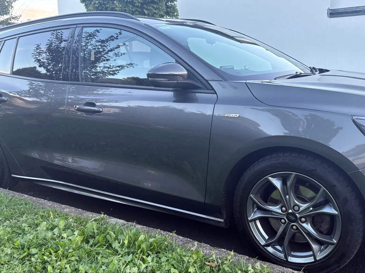 Ford Focus 2020 - Image 4