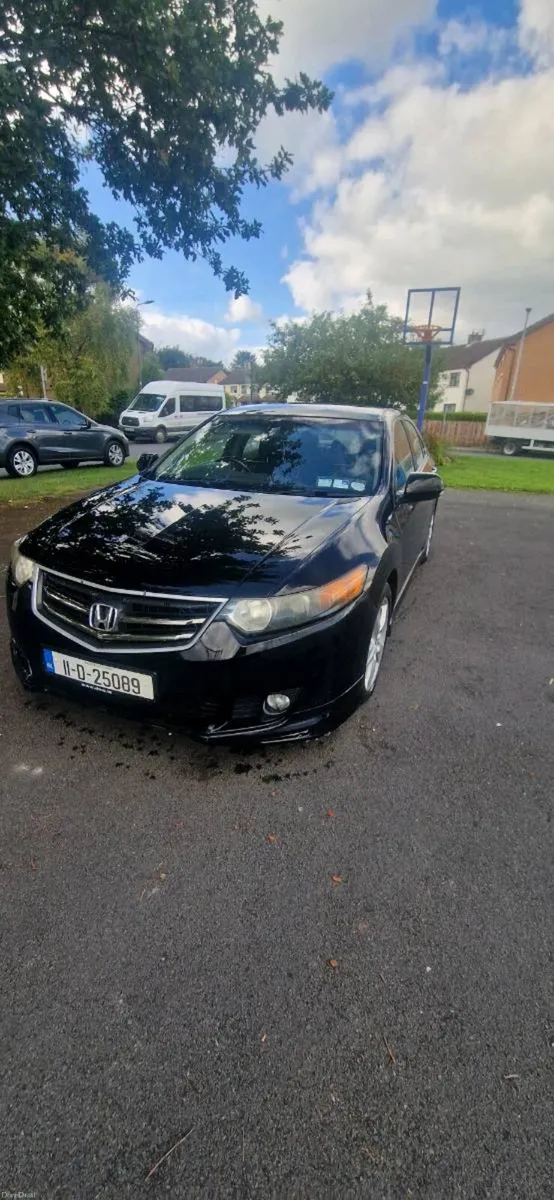 Honda accord 2.2  i-dtec 2011 - Image 1