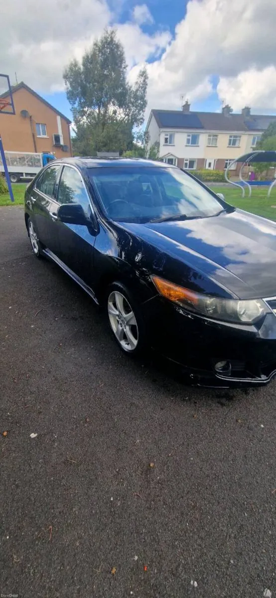 Honda accord 2.2  i-dtec 2011 - Image 3