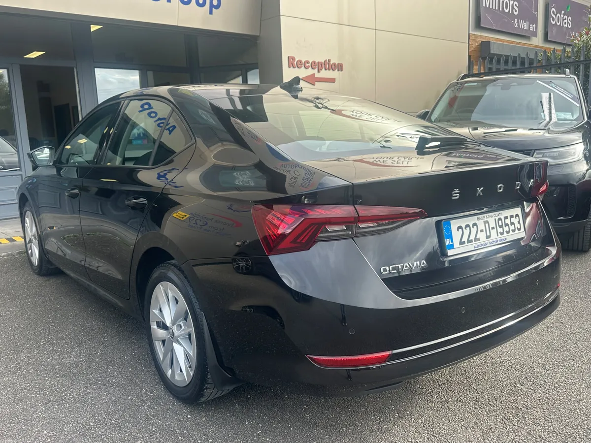 2.0 TDI AMBITION - SAVE €2000 - Image 2