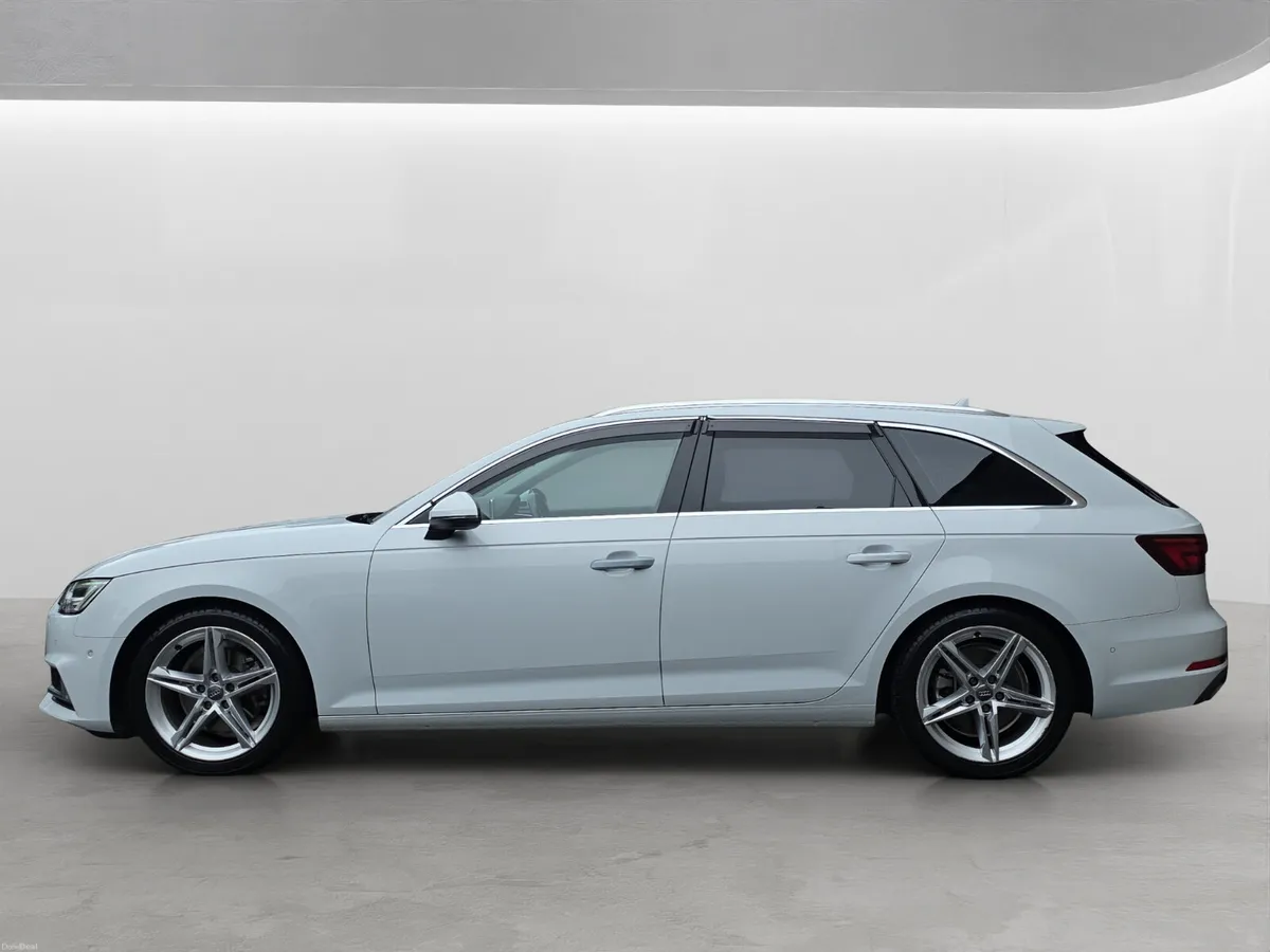 2020 AUDI A4 AVANT 1.4 TFSI . - Image 4