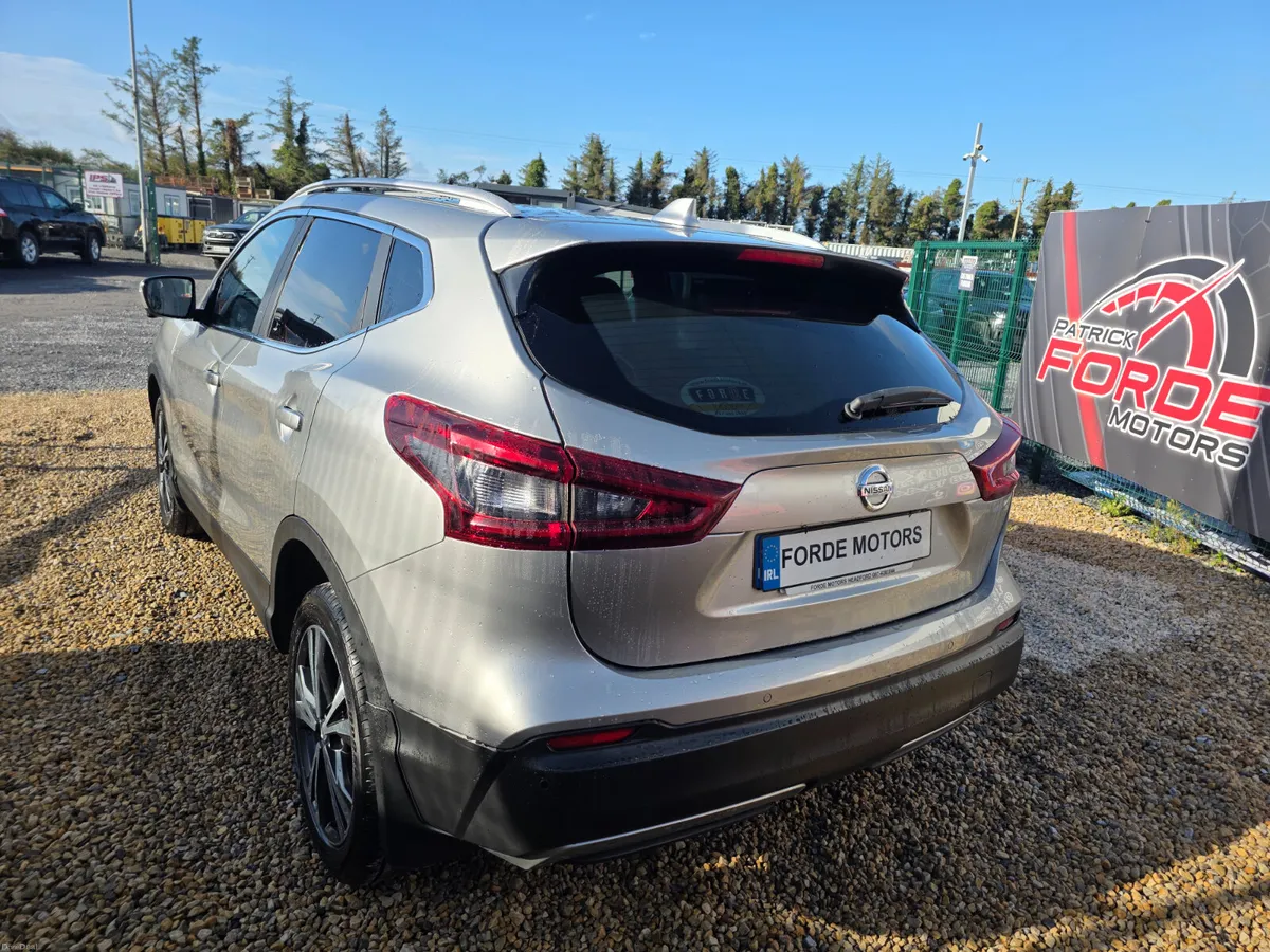 Nissan Qashqai  Automatic 2020 - Image 3
