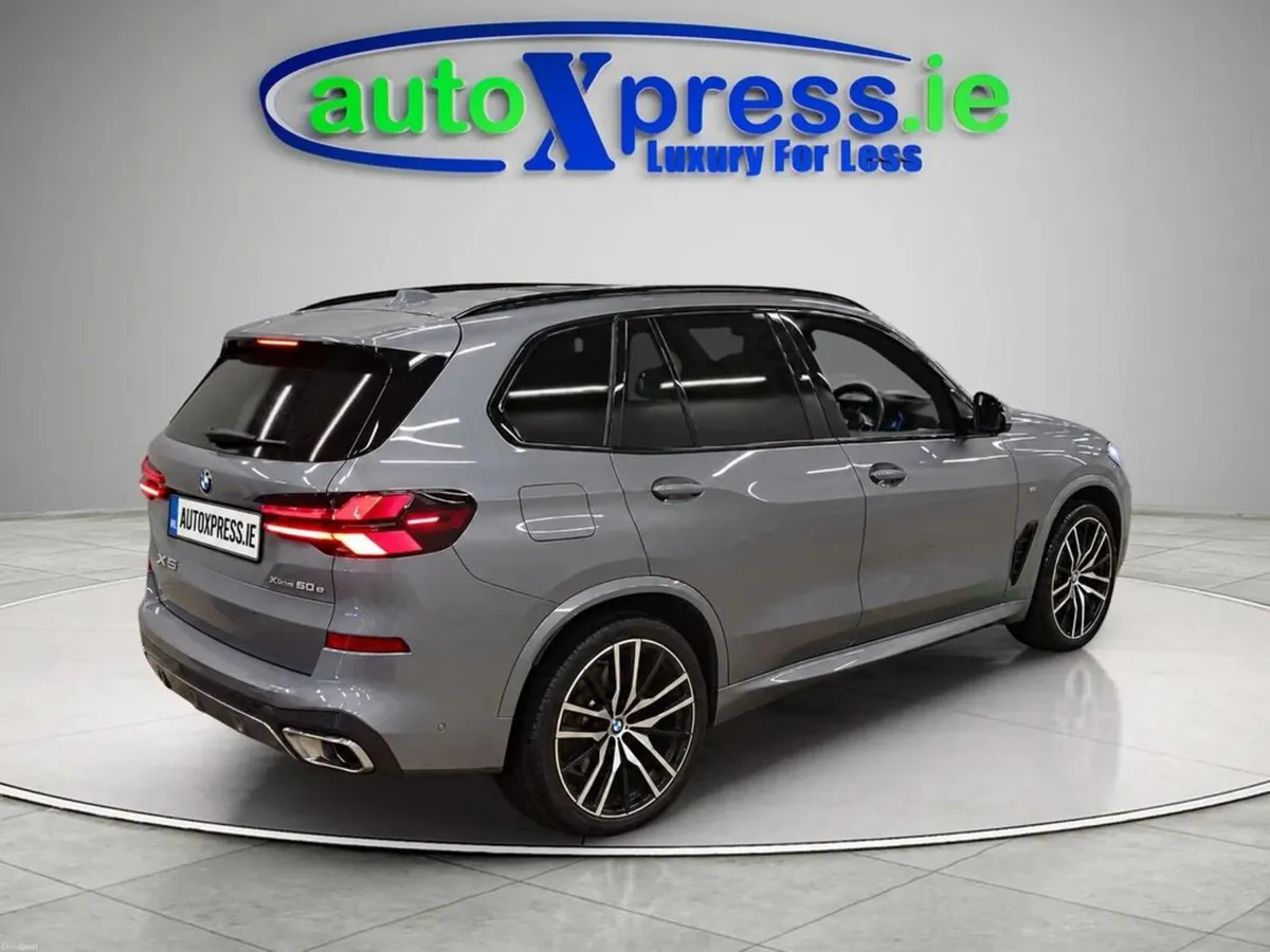 BMW X5 M-SPORT , XDRIVE 50E, Sky Lounge Panoramic - Image 6