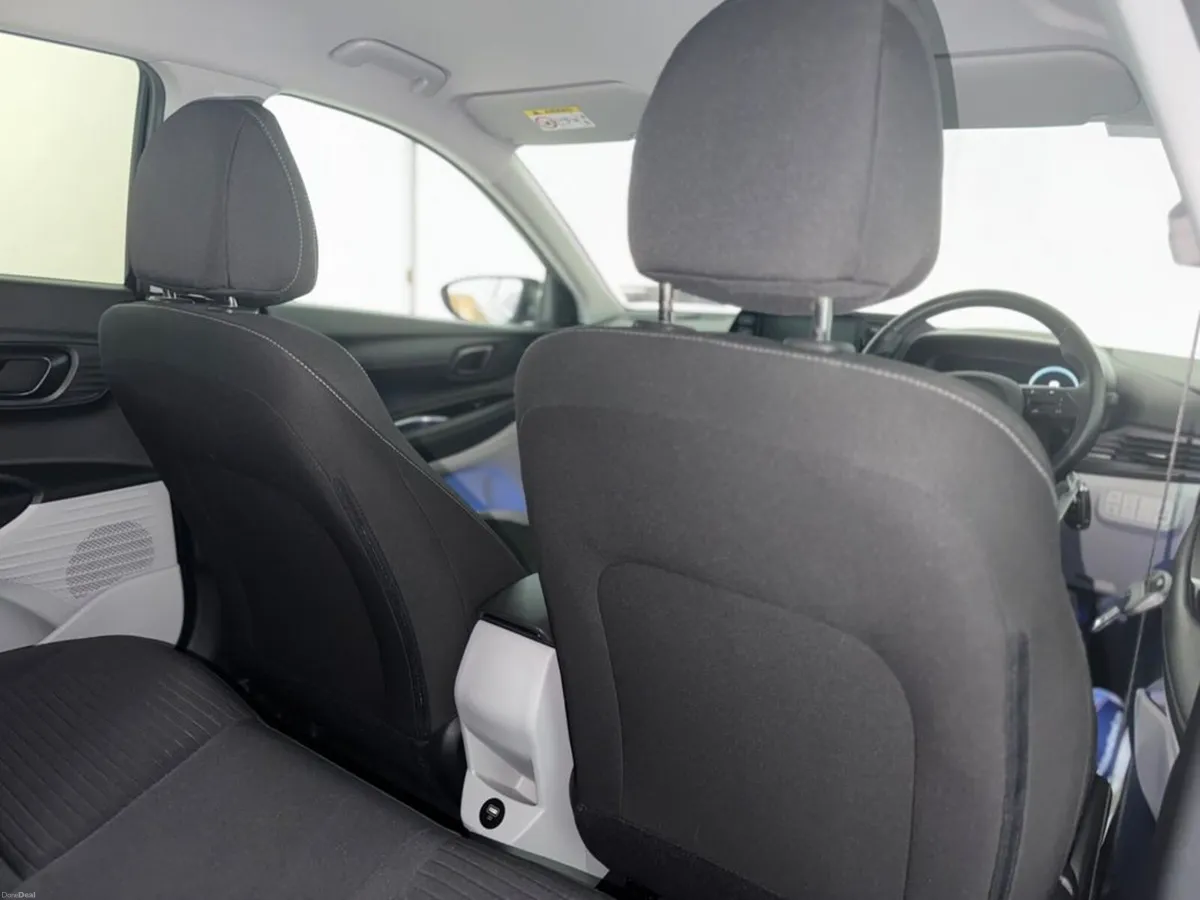 Hyundai i20 Deluxe Plus 5DR - Image 6