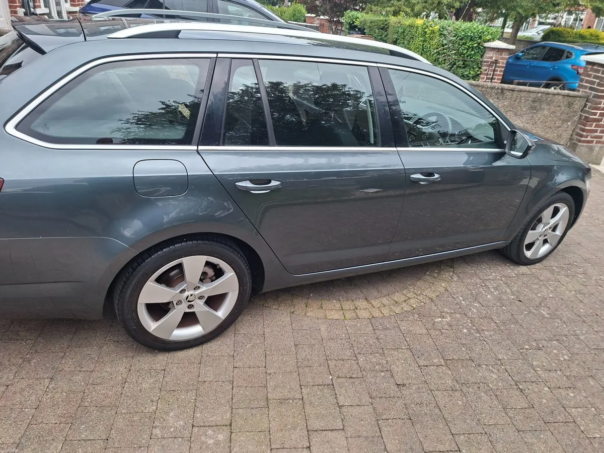 Skoda Octavia 2017 - Image 3