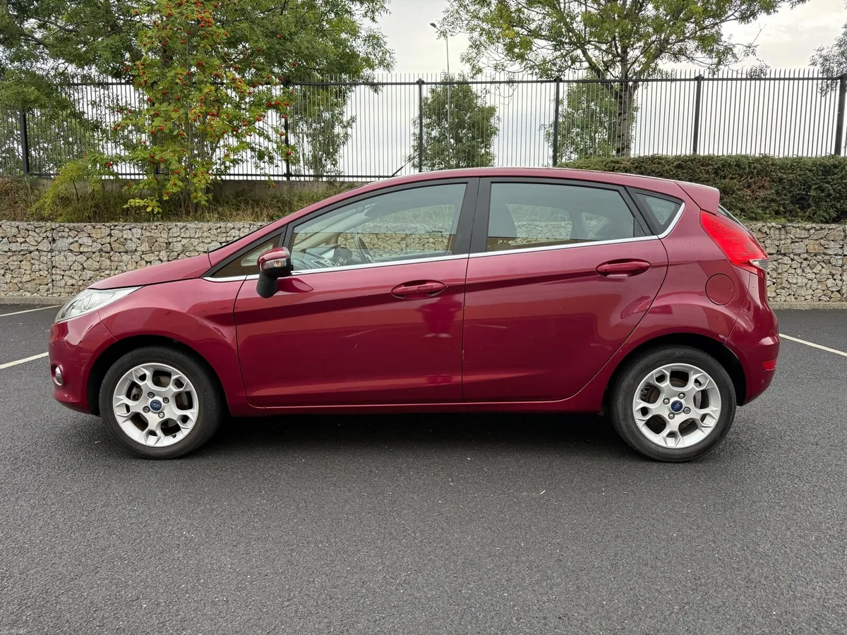 Ford Fiesta 1.25 Titanium (Very Low Miles New NCT) - Image 5