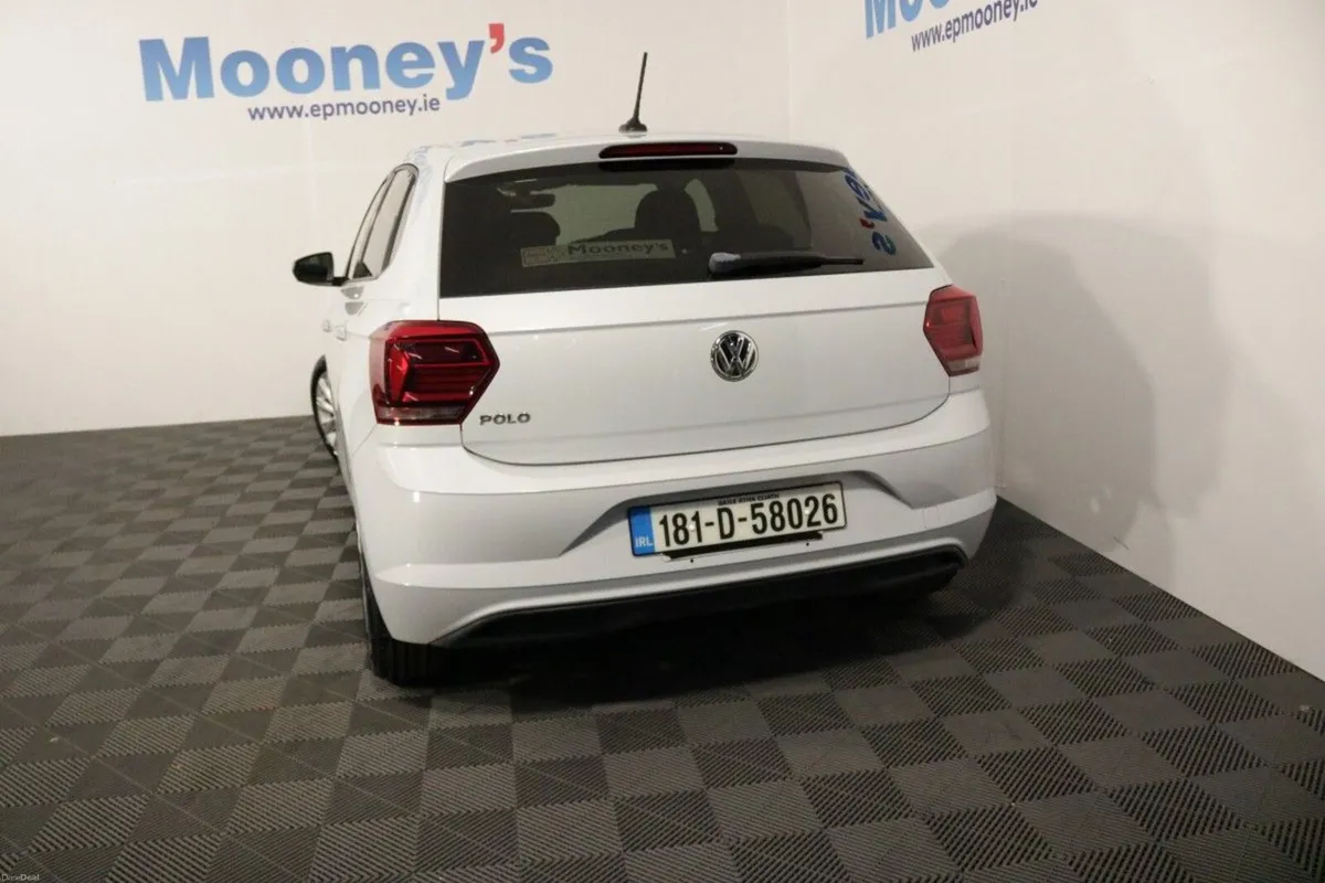 Volkswagen Polo Automatic Comfortline 1.0L Petrol - Image 5