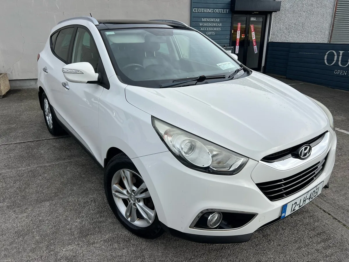 2012 Hyundai ix35 Premium Glass roof - Image 1