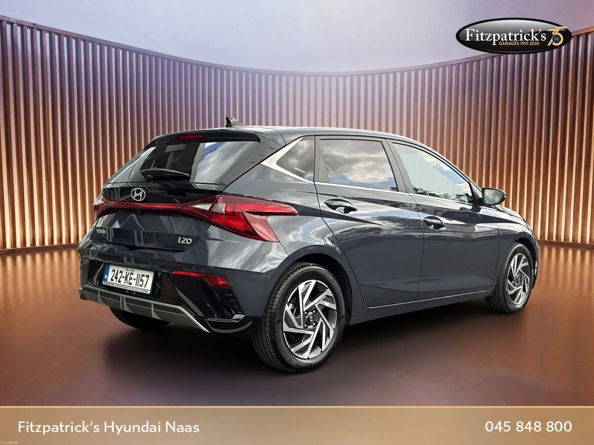 Hyundai i20 Deluxe Plus 1.0 Automatic - Image 3