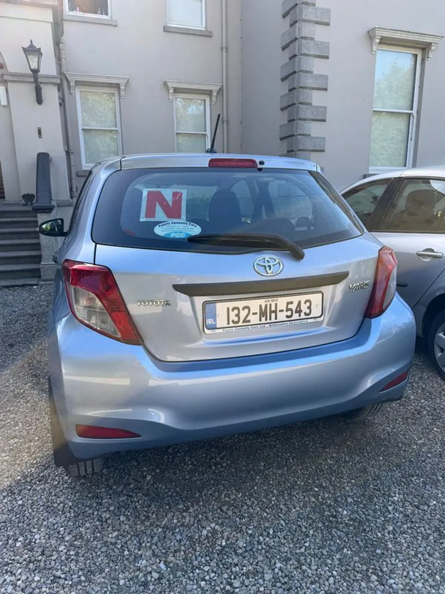 2013 Toyota Yaris - Image 4