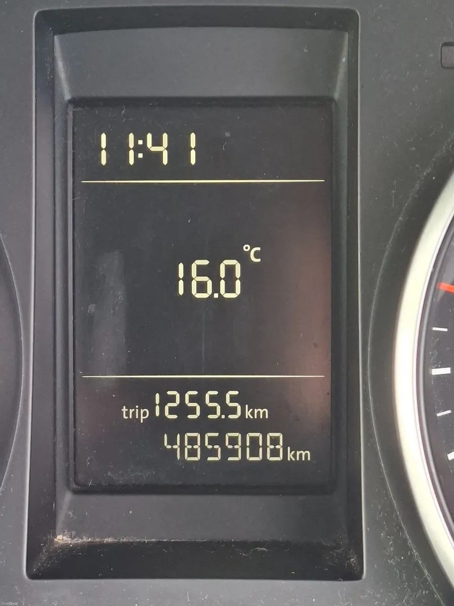 Volkswagen Golf 2010 - Image 2