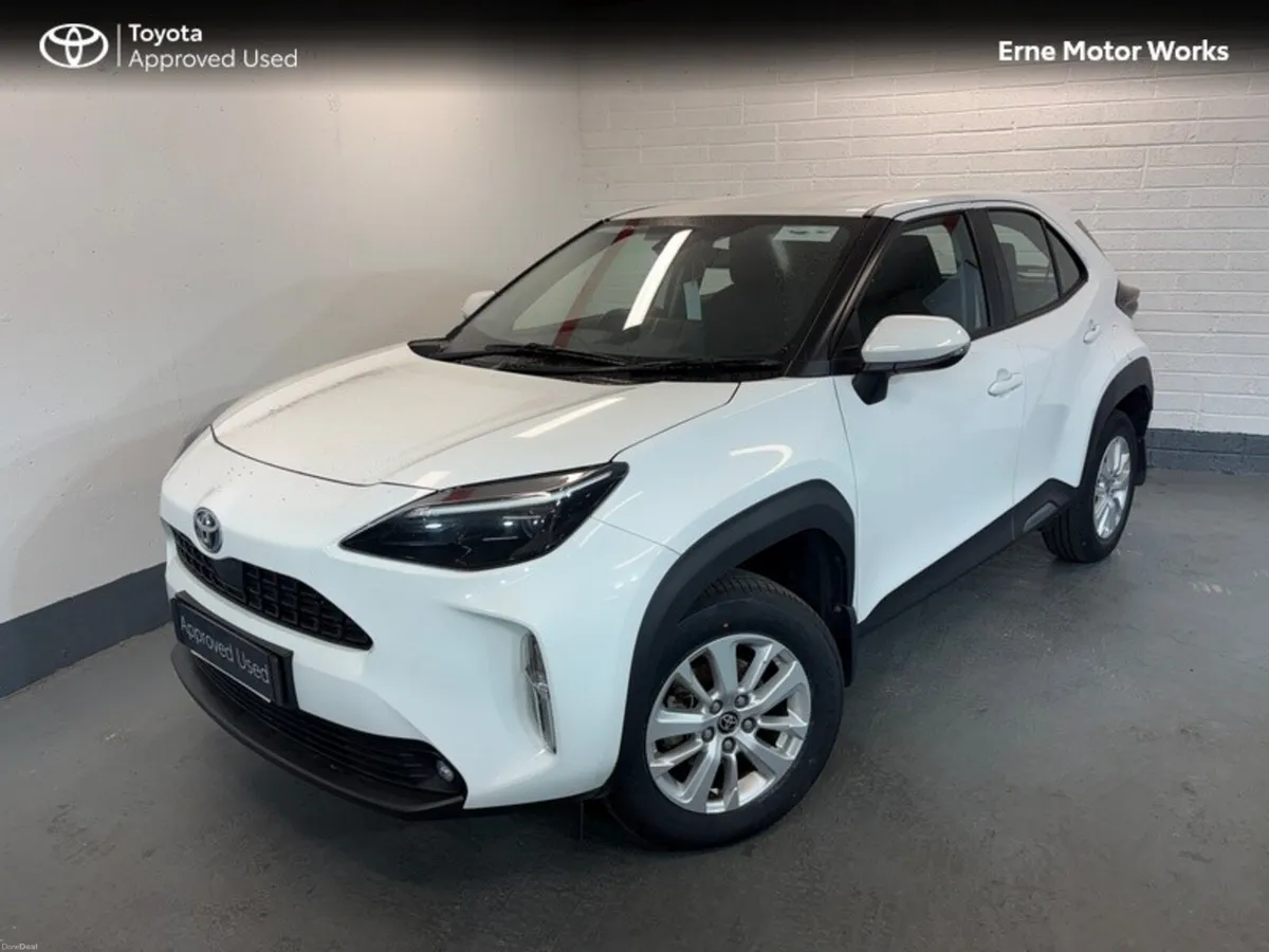 Toyota Yaris Cross YARIS CROSS LUNA - Image 1