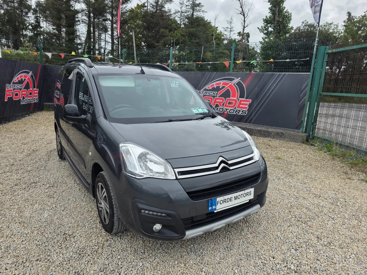 Citroen Berlingo Multispace Automatic 2016 - Image 1