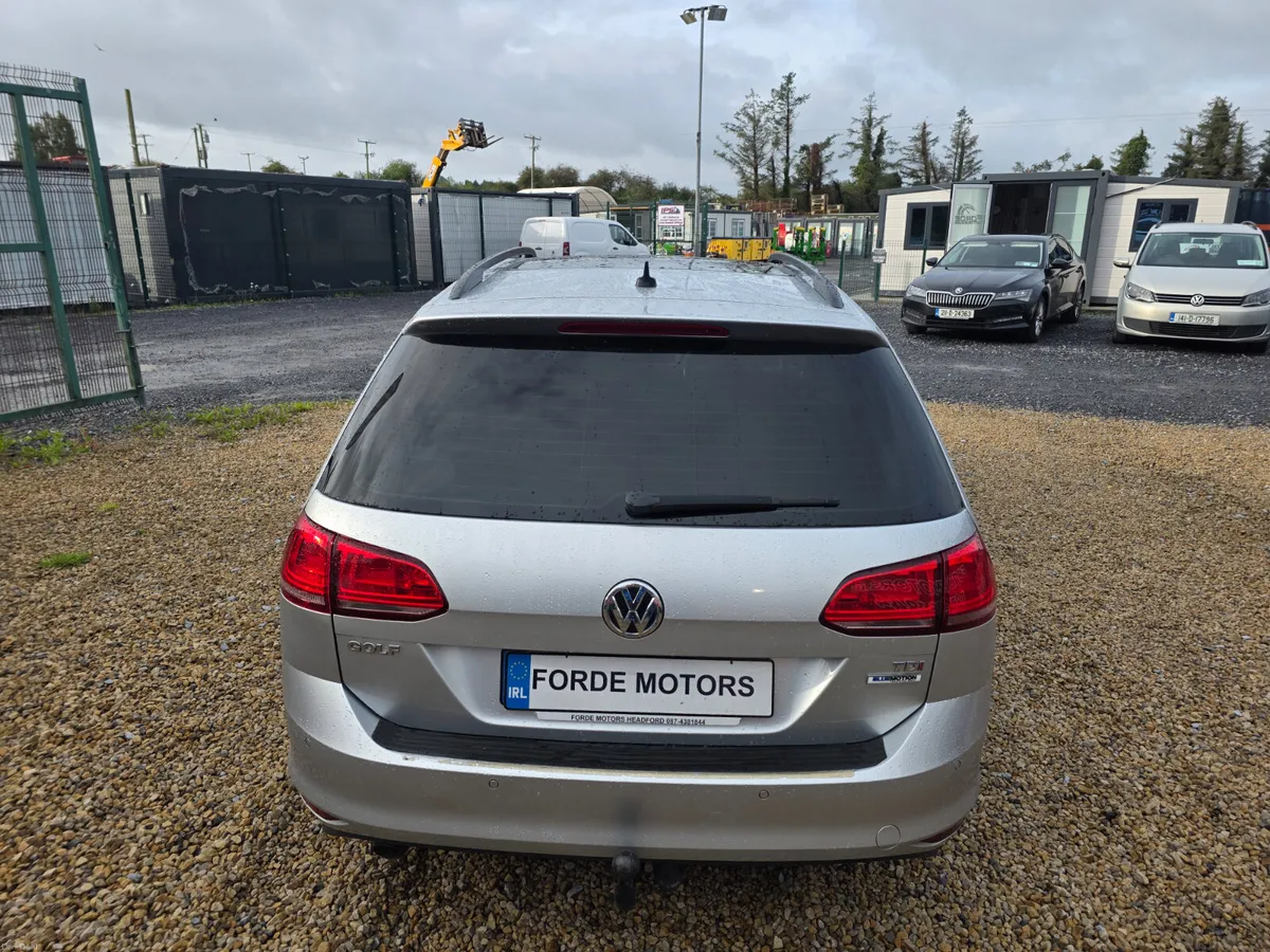 Volkswagen Golf  Estate 2017 - Image 5