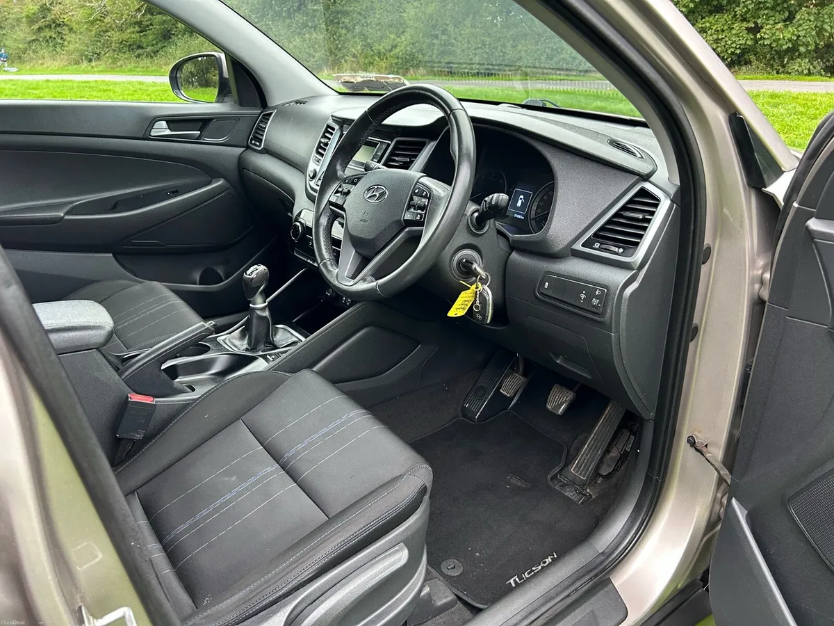 Hyundai Tucson 1.7diesel - Image 6