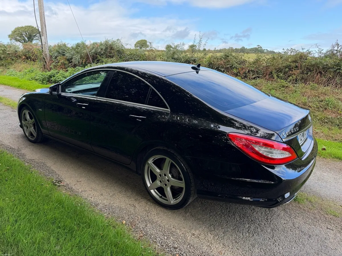 2012 Mercedes CLS - Image 4