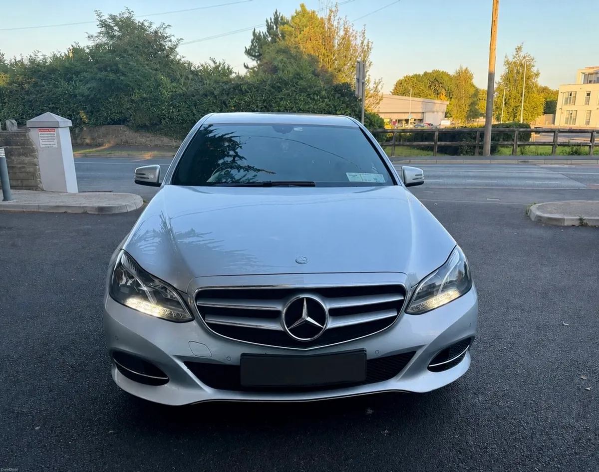 Mercedes E220 Bluetec Automatic - Image 1