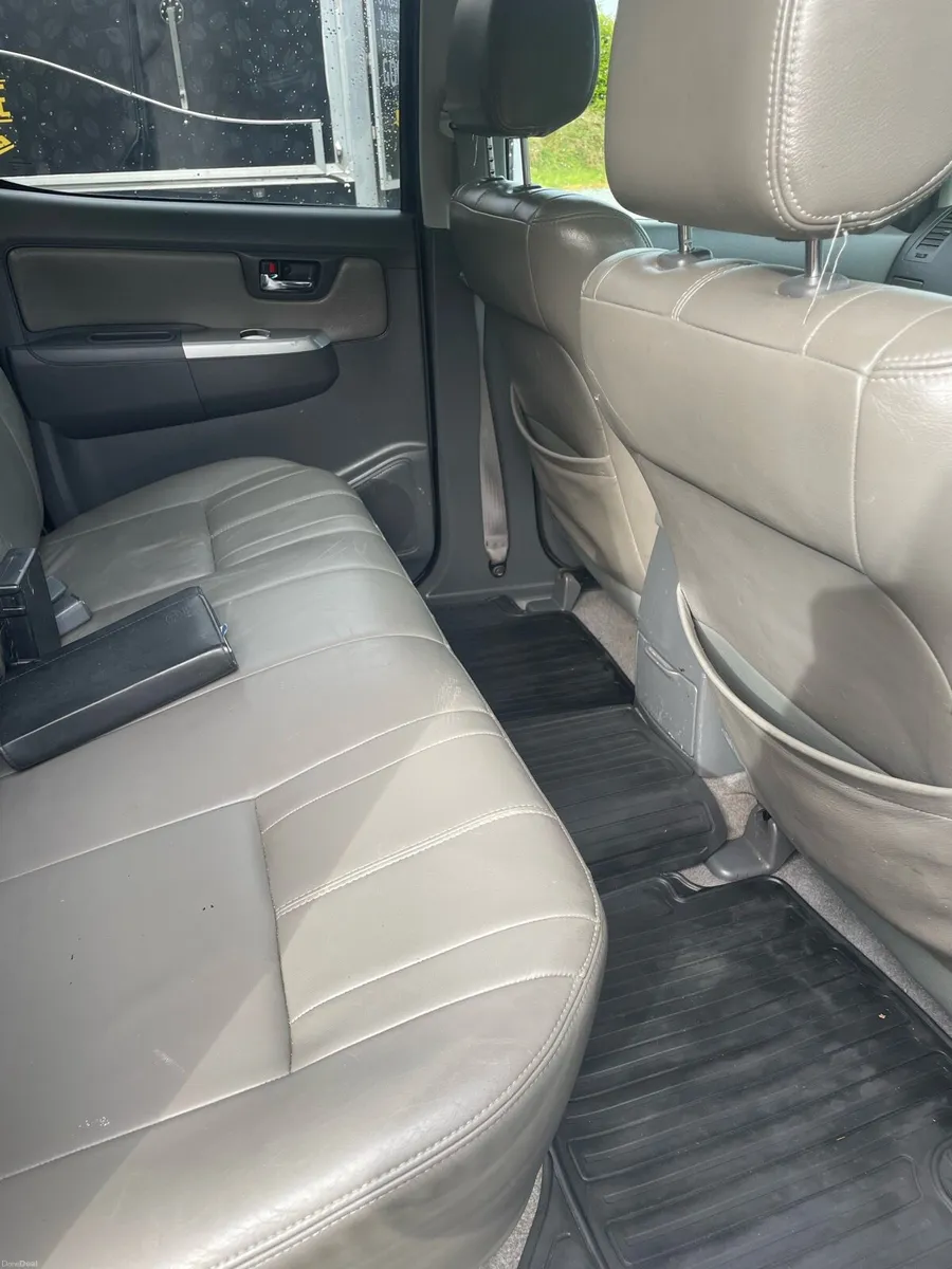 Toyota Hylux Jeep - Image 5