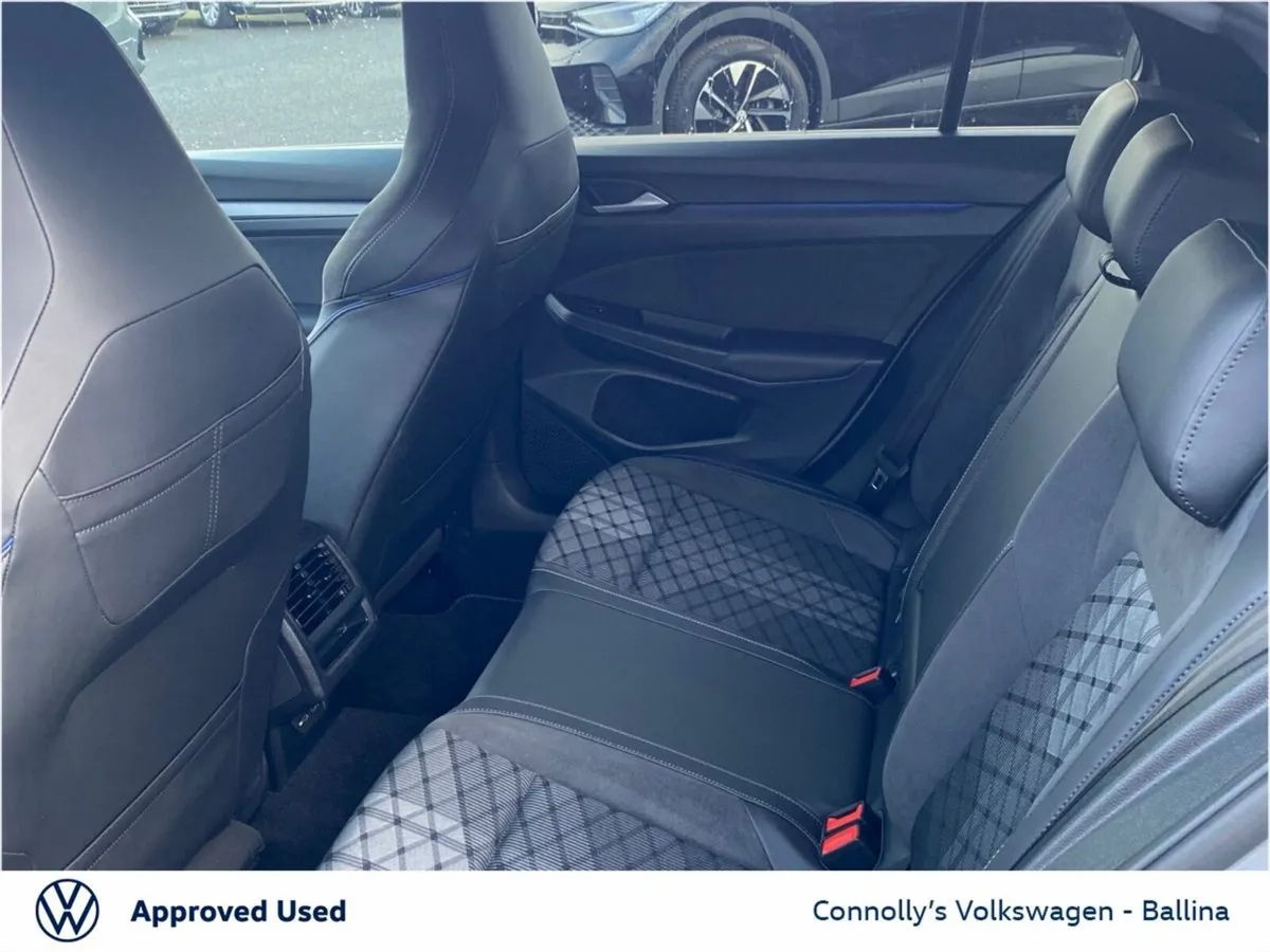 Volkswagen Golf R-LINE 2.0 TDI 150HP AUTO - Image 6