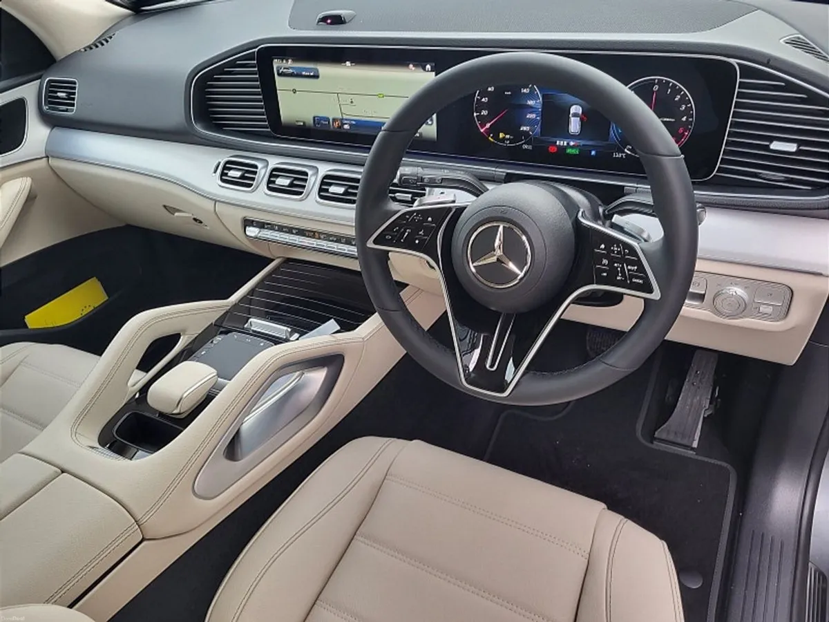 Mercedes-Benz GLE GLE350de PHEV 4MATIC AMG SPORT E - Image 2