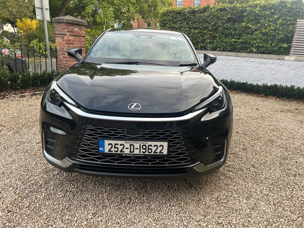 Lexus LBX 1.5L Self-charging Hybrid Elegance - Image 2
